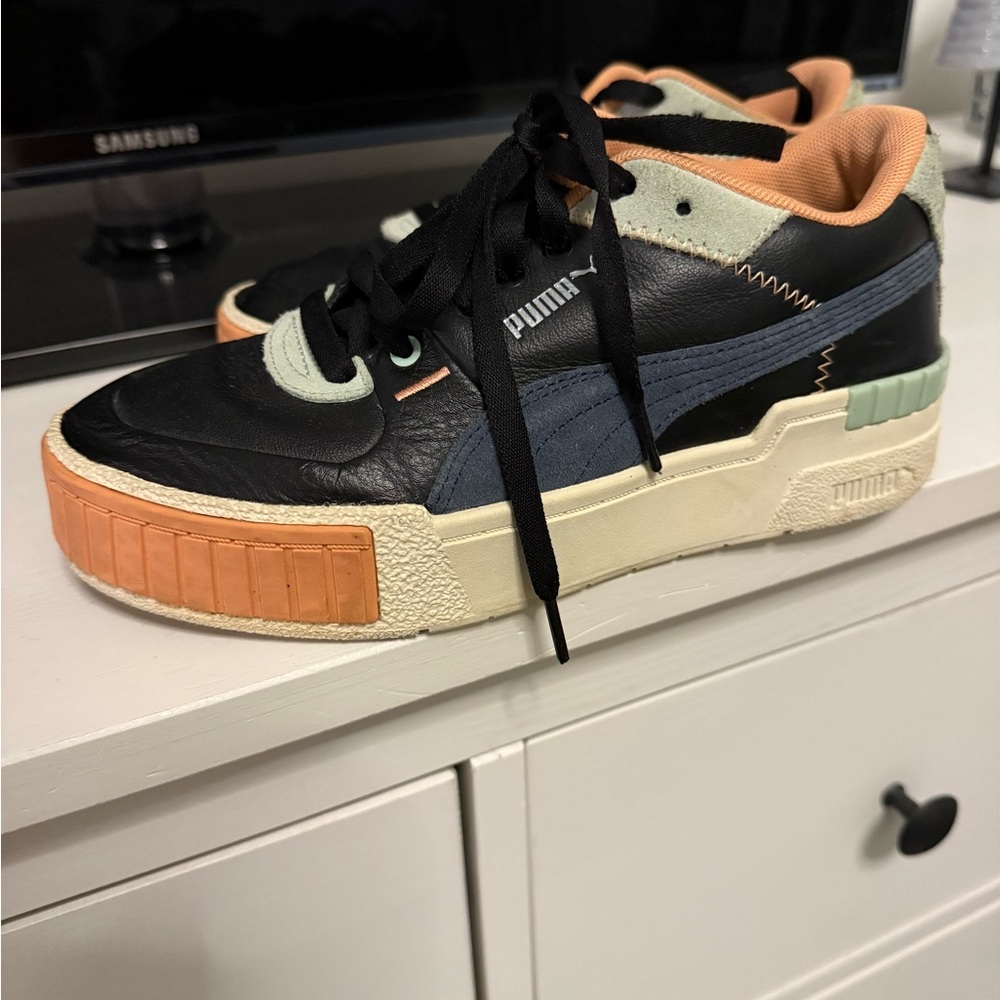 Puma Black and Peach Sneakers
